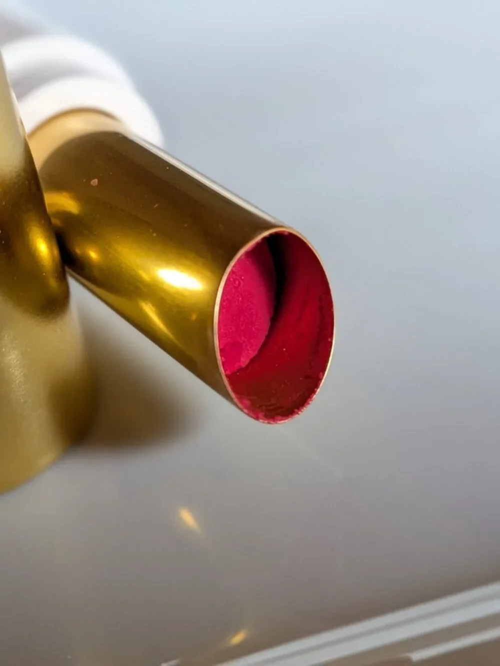 Sheer Matte Lipstick Bisou Balm | Amour Fou - soft crimson red